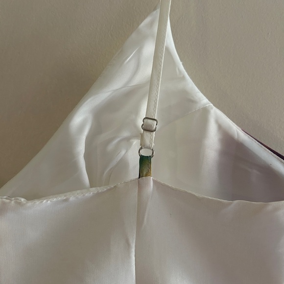 Beautiful floral dress - Picture 8 of 11